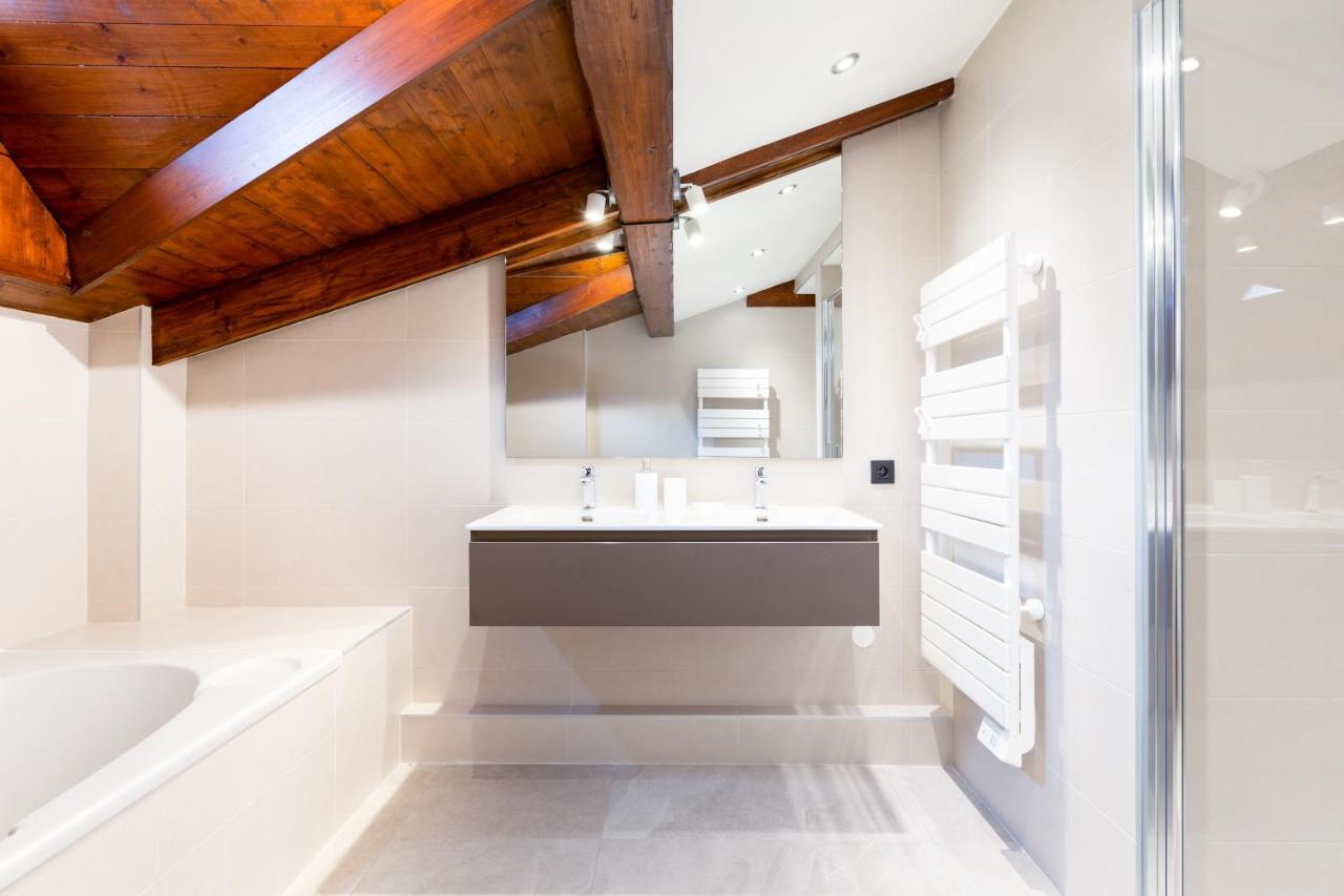 Chalet Les Praz - 280Sqm - Sauna Cinema Fitness - 5 Bedrooms In Heart Of Les Praz - By Cozee Rentals Chamonix Esterno foto